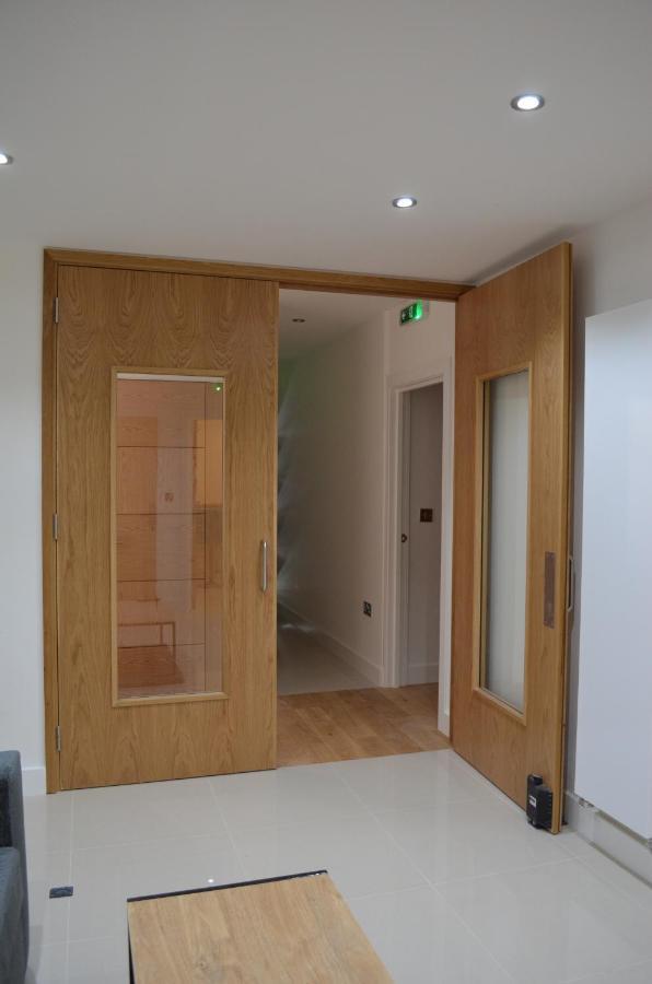 Executive Bright And Airy Studio Apartment In Sydenham London Exteriör bild